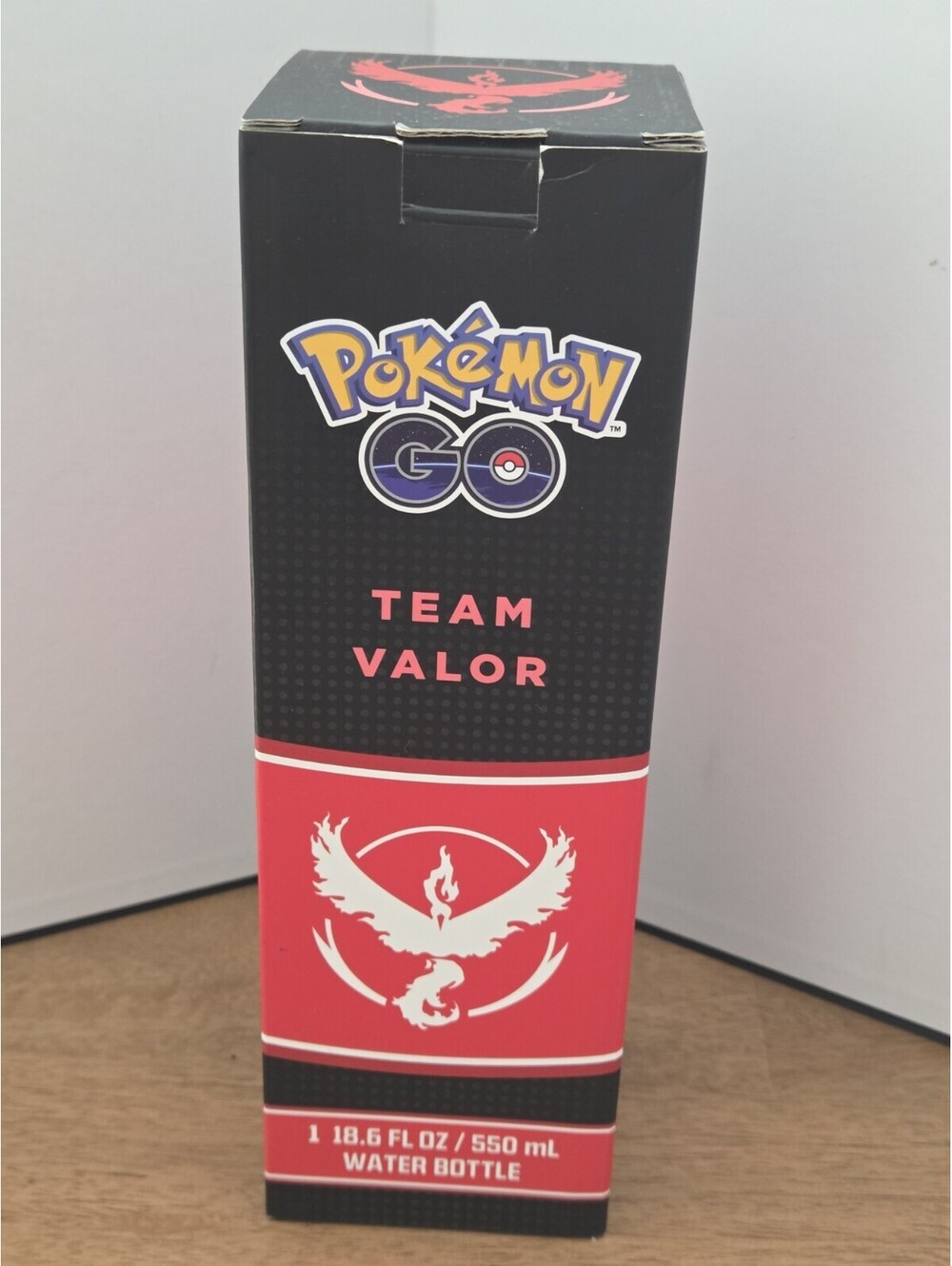 Pokémon GO Team Valor Water Bottle 18.6 oz 550ml Red Black Original Box